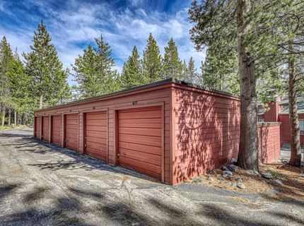 12798 Northwoods Boulevard, Unit #425, Truckee, CA 96161 Photo