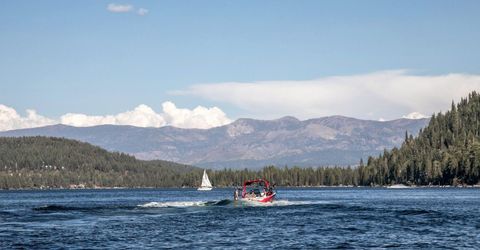 12798 Northwoods Boulevard, Unit #425, Truckee, CA 96161 Photo