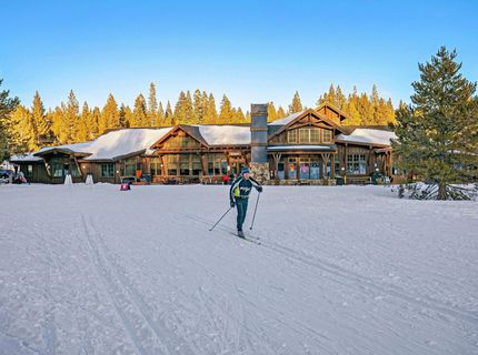 12798 Northwoods Boulevard, Unit #425, Truckee, CA 96161 Photo