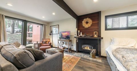 12798 Northwoods Boulevard, Unit #425, Truckee, CA 96161 Photo