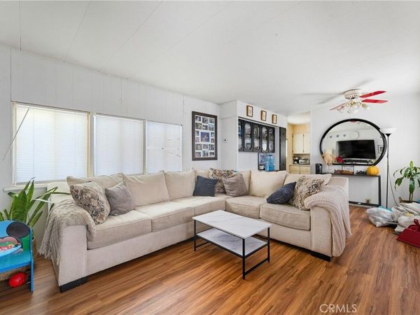 36200 Paradise Ranch, Unit 87, Castaic, CA 91384
