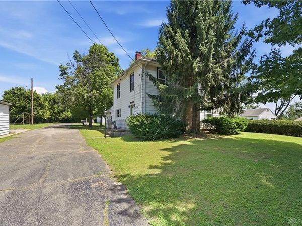 7550 Dog Leg Road, Dayton, OH 45414