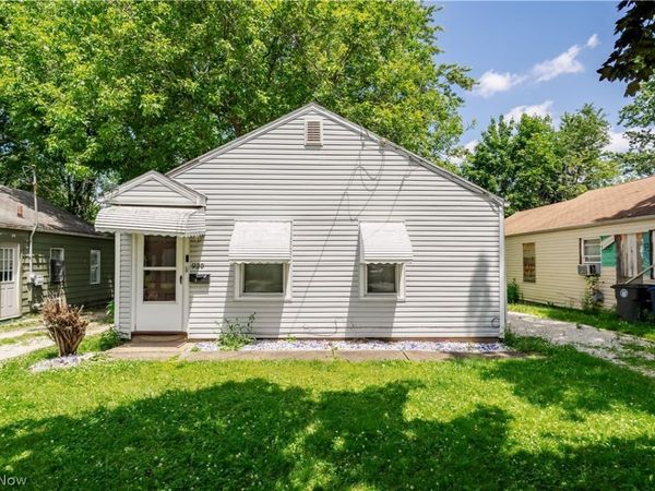 939 Clifford Avenue, Akron, OH 44306