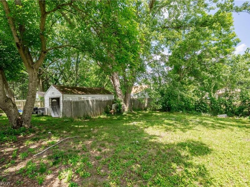 939 Clifford Avenue, Akron, OH 44306 Photo 20