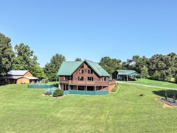 1600 Red Hill Road, Greeneville, TN 37743