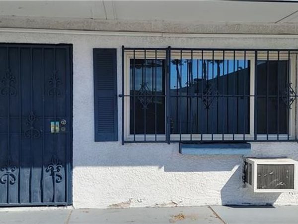 4600 Paradise Road , Unit 17, Las Vegas, NV 89169