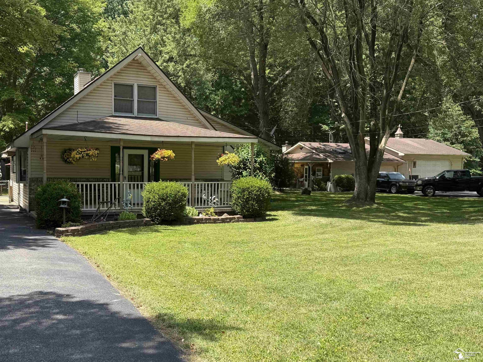 6975 Sarah Street, Temperance, MI 00000 Main Photo