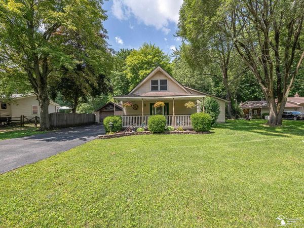 6975 Sarah Street, Temperance, MI 00000