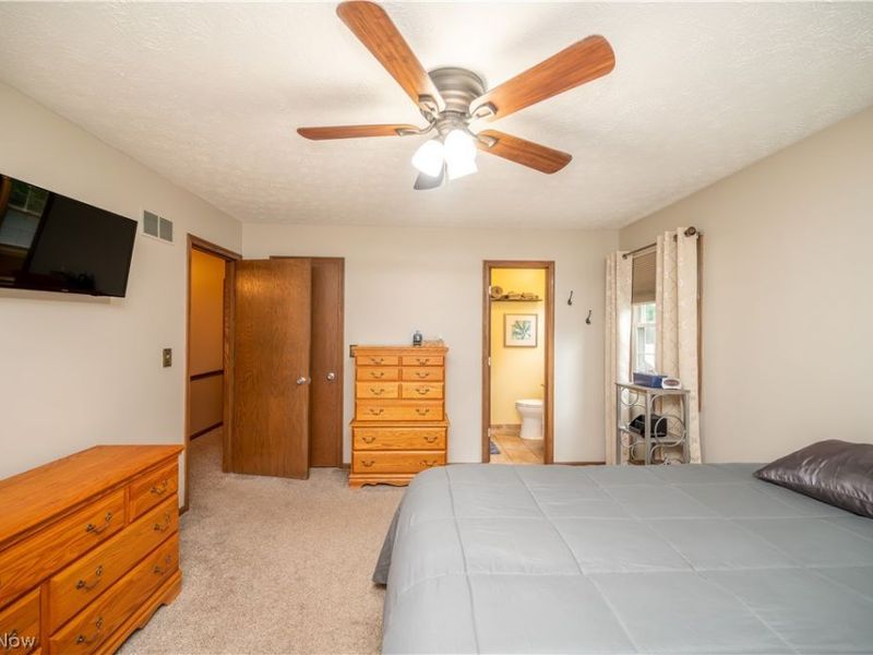 8359 Stoney Creek Drive, Youngstown, OH 44512 Photo 22