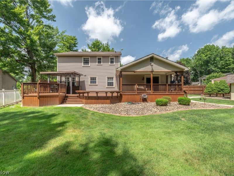 8359 Stoney Creek Drive, Youngstown, OH 44512 Photo 3