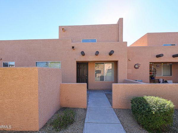 8940 W Olive Avenue, Unit 70, Peoria, AZ 85345