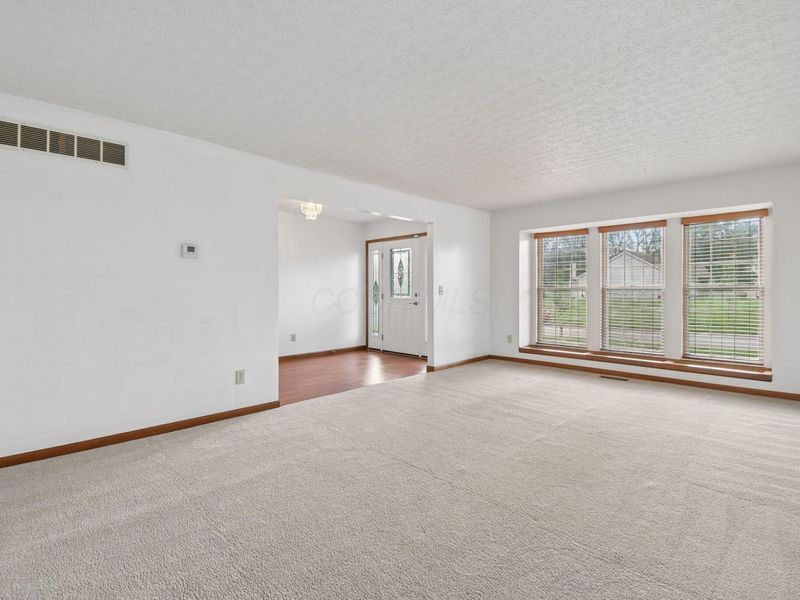 523 Winnard Drive, Columbus, OH 43213 Photo 9