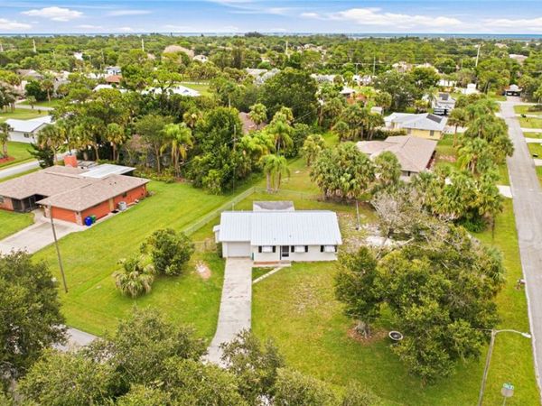 273 Easy Street, Sebastian, FL 32958