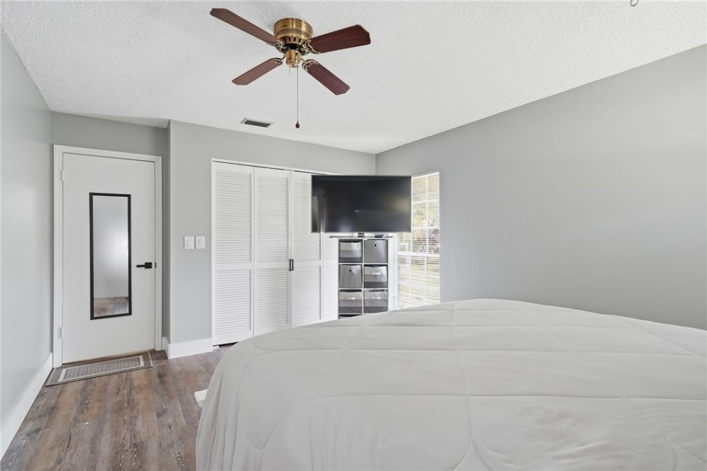 273 Easy Street, Sebastian, FL 32958 Photo