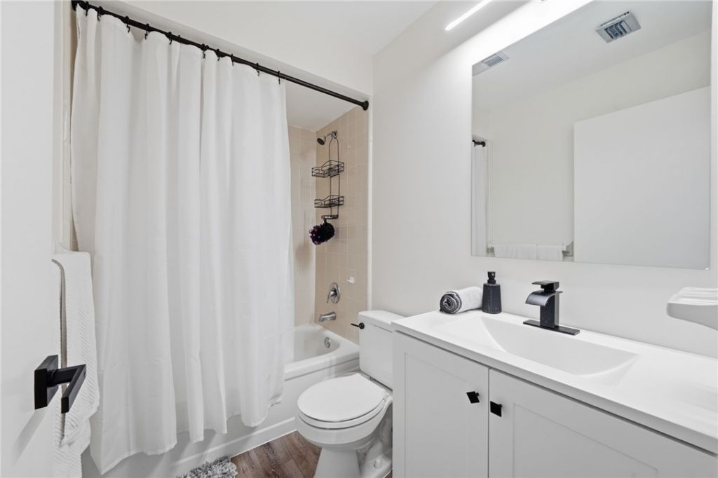 273 Easy Street, Sebastian, FL 32958 Photo