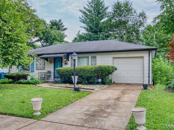 25 Godfrey Lane, Ferguson, MO 63135