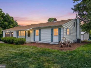 155 4TH STREET, MOUNT WOLF, PA 17347
