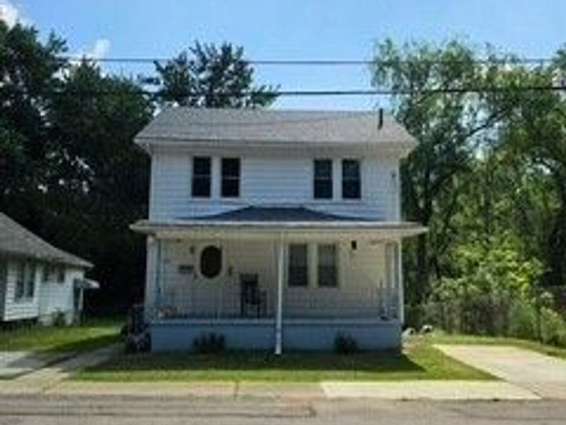 819 Keeney Street, Akron, OH 44310 Photo 2