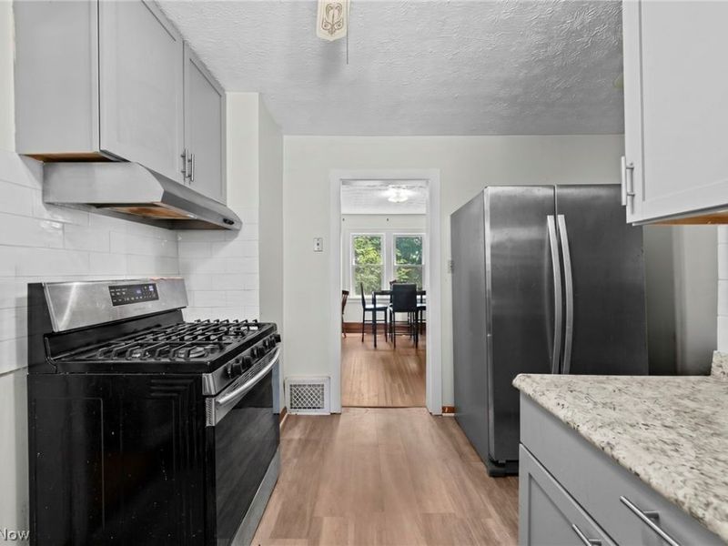 819 Keeney Street, Akron, OH 44310 Photo 20