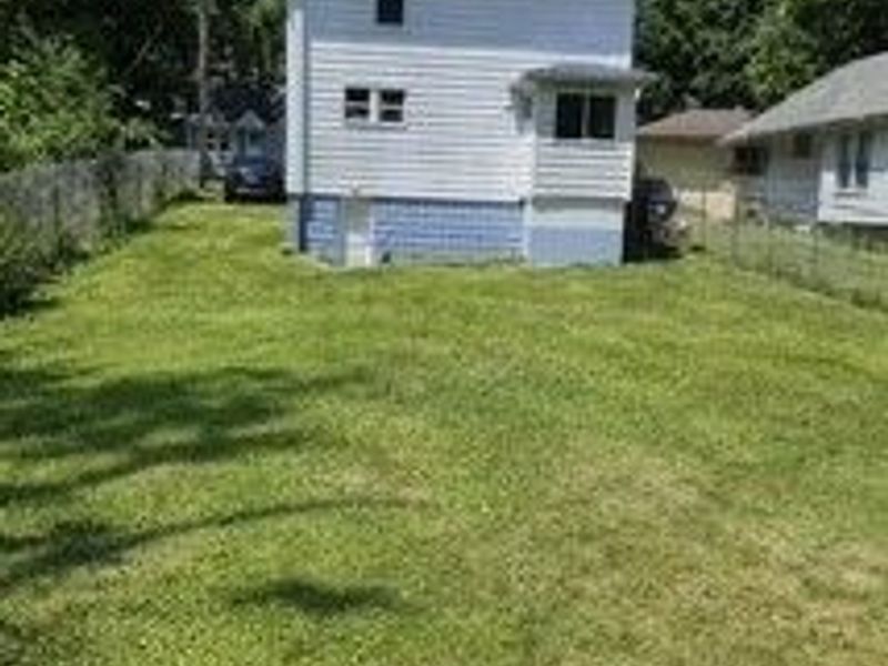 819 Keeney Street, Akron, OH 44310 Photo 3
