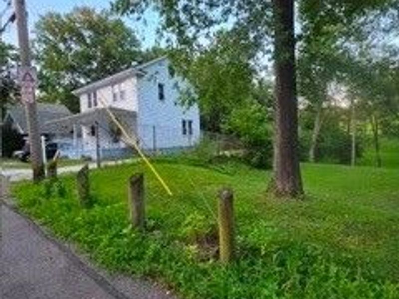 819 Keeney Street, Akron, OH 44310 Photo 6