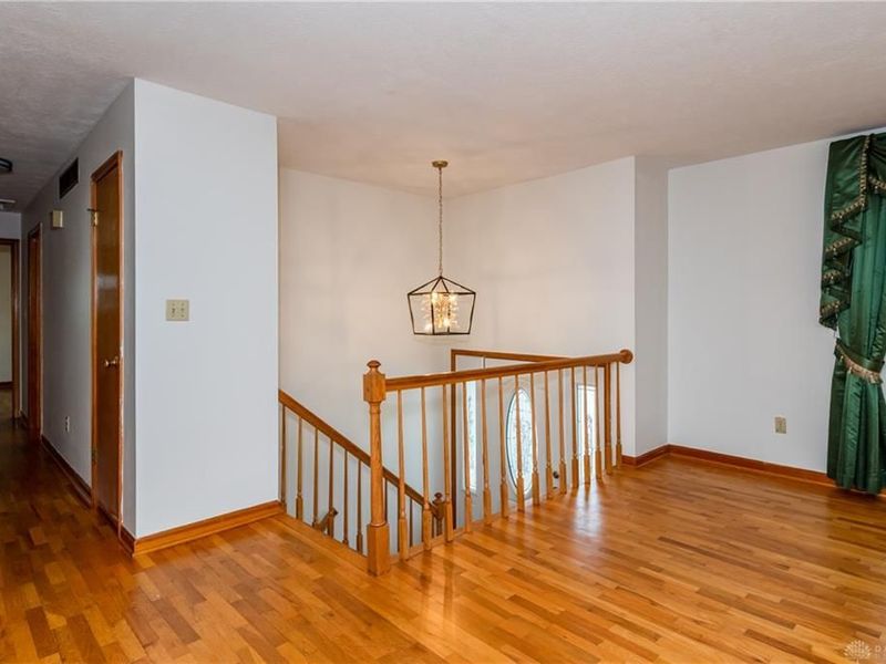 827 Moon Court, Miamisburg, OH 45342 Photo 13