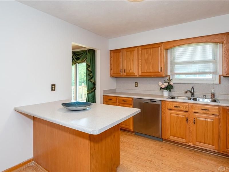 827 Moon Court, Miamisburg, OH 45342 Photo 15