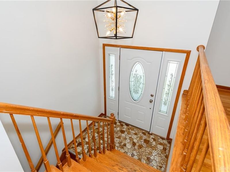 827 Moon Court, Miamisburg, OH 45342 Photo 4