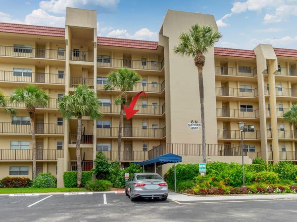 3661 Via Poinciana, Unit 211, Lake Worth, FL 33467