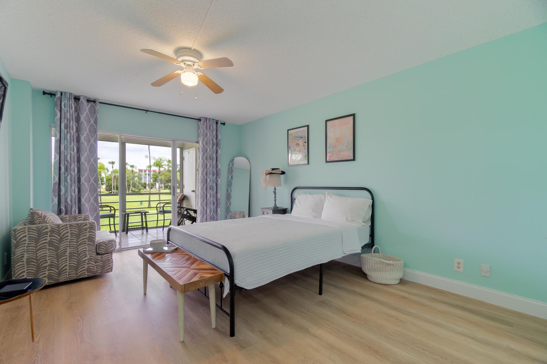 3661 Via Poinciana, Unit 211, Lake Worth, FL 33467 Photo