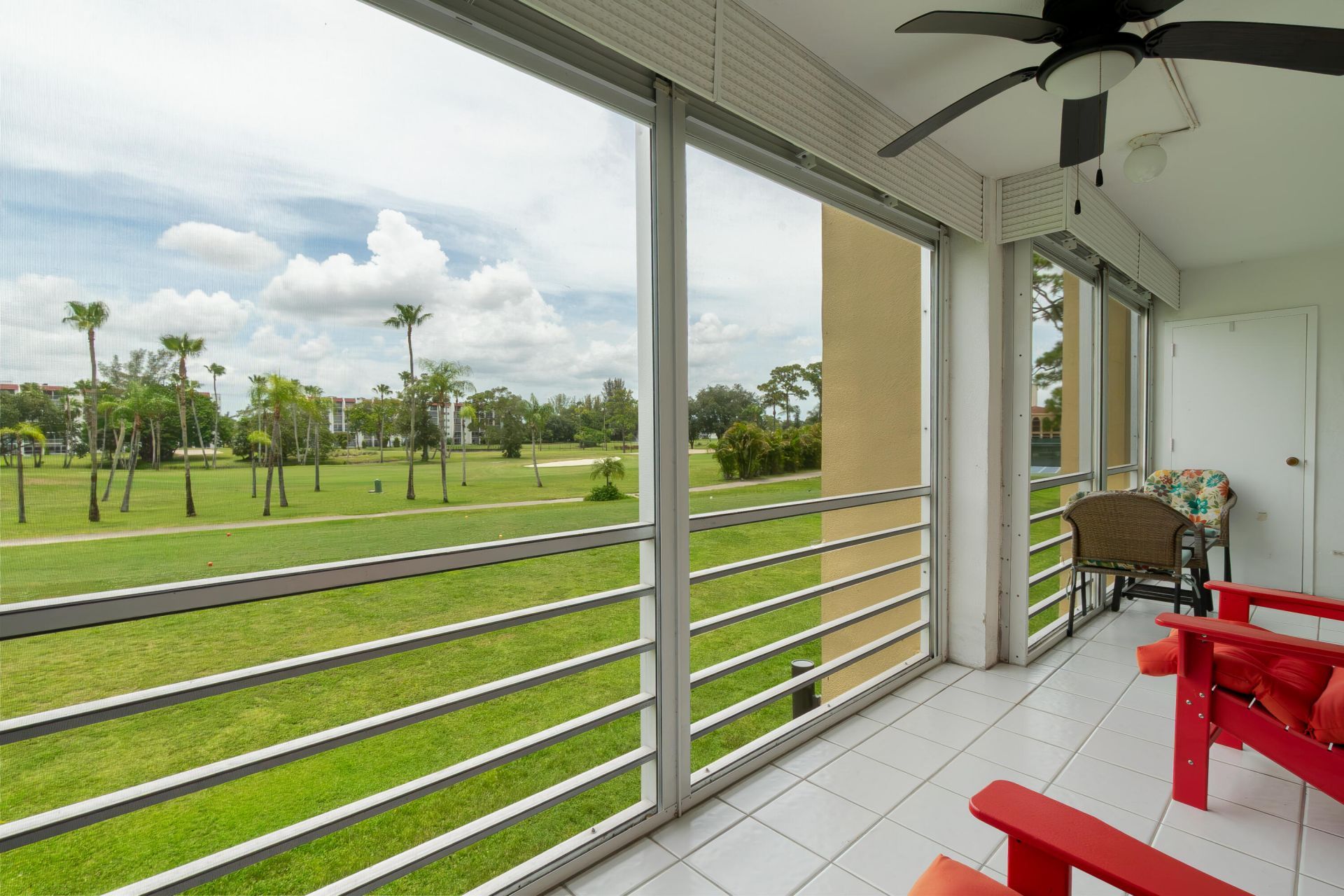 3661 Via Poinciana, Unit 211, Lake Worth, FL 33467 Photo