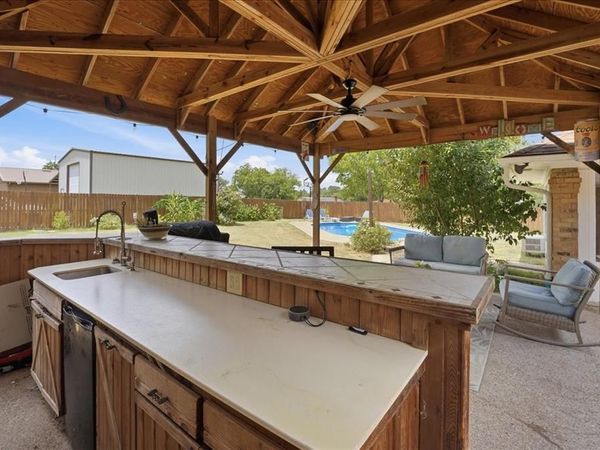 130 Mulberry Street , Van, TX 75790