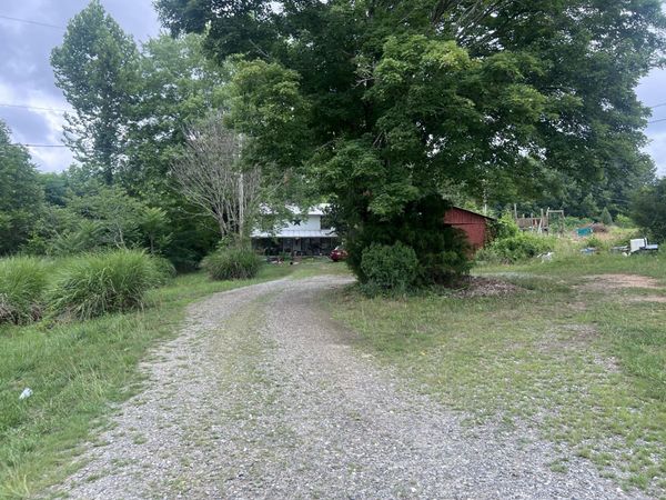 4401 County Line RD , Patrick Springs, VA 24133