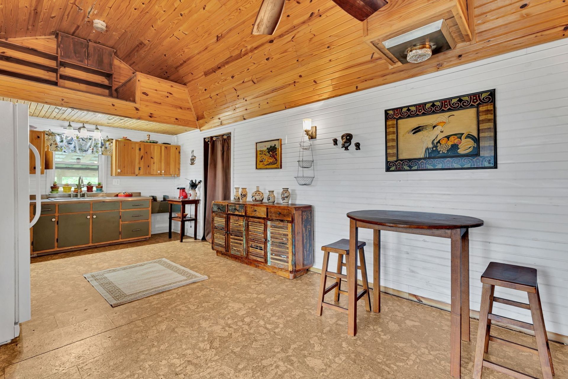 3519 Owl Hollow Rd , Linden, TN 37096 Main Photo