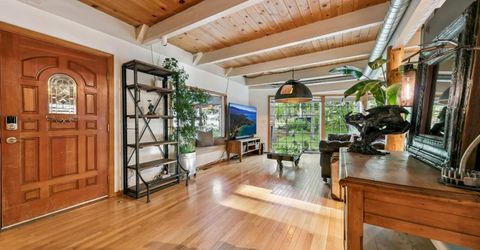 643 Seneca Drive, South Lake Tahoe, CA 96150 Photo