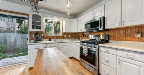 643 Seneca Drive, South Lake Tahoe, CA 96150 Photo