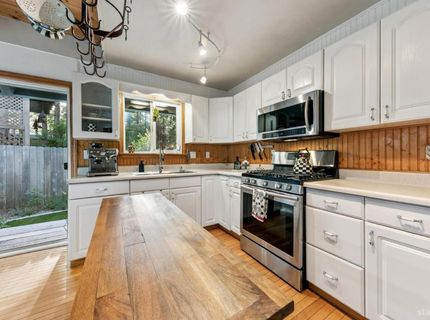 643 Seneca Drive, South Lake Tahoe, CA 96150 Photo