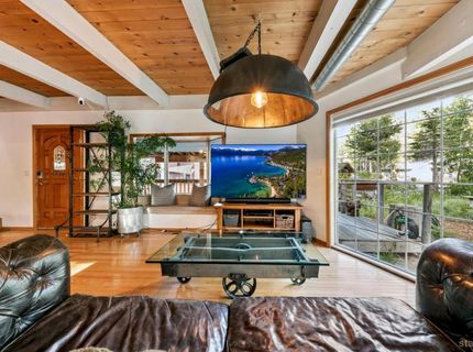 643 Seneca Drive, South Lake Tahoe, CA 96150 Photo