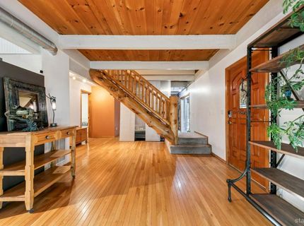 643 Seneca Drive, South Lake Tahoe, CA 96150 Photo
