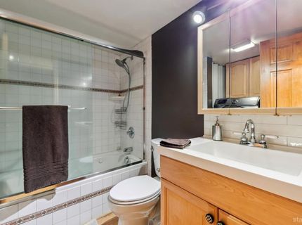 643 Seneca Drive, South Lake Tahoe, CA 96150 Photo