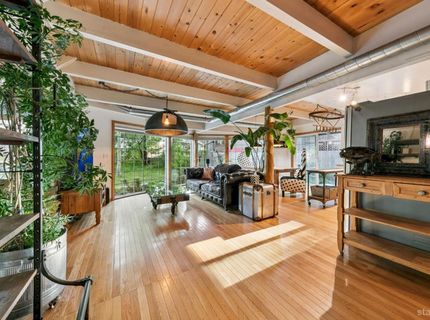 643 Seneca Drive, South Lake Tahoe, CA 96150 Photo