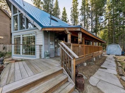 643 Seneca Drive, South Lake Tahoe, CA 96150 Photo