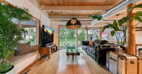 643 Seneca Drive, South Lake Tahoe, CA 96150 Photo