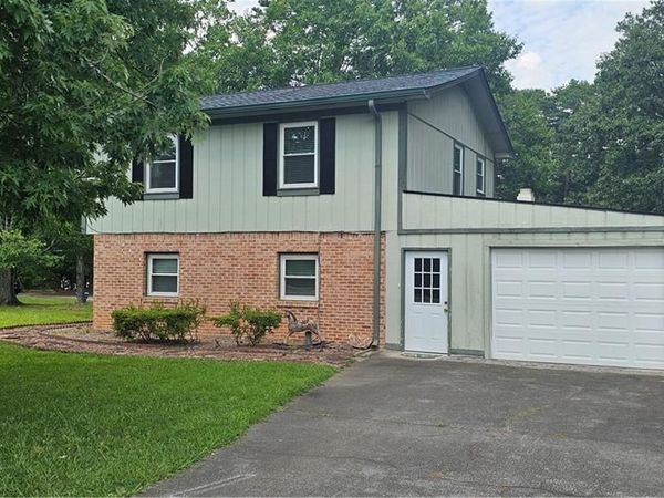 3534 Hill Drive, Duluth, GA 30096