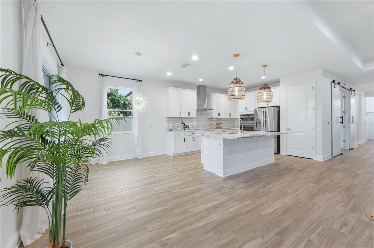 5542 Native Henna Court, Sarasota, FL 34238 Photo