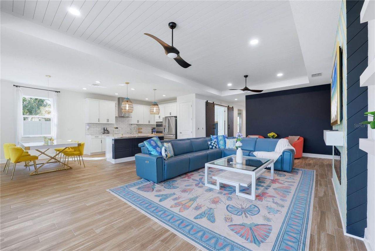 5542 Native Henna Court, Sarasota, FL 34238 Photo