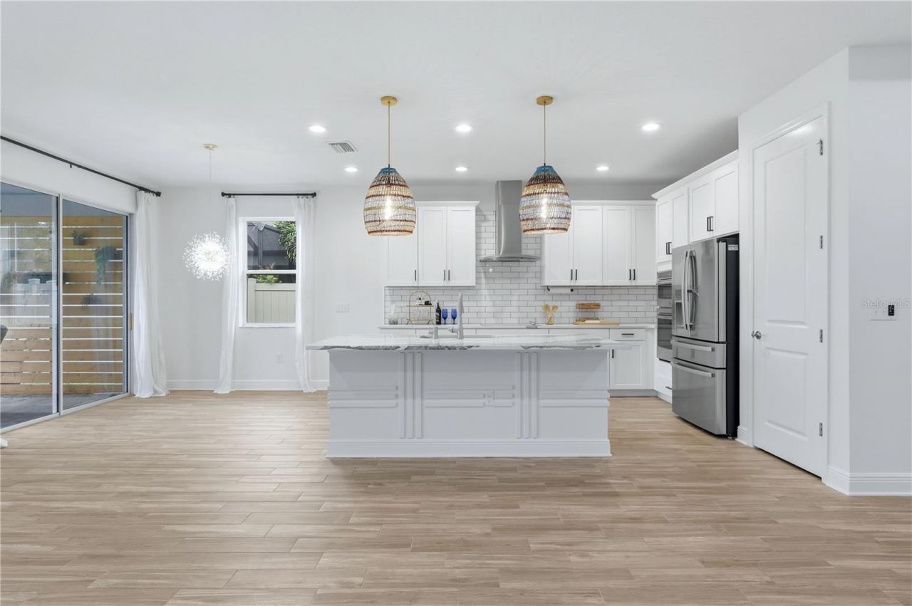 5542 Native Henna Court, Sarasota, FL 34238 Photo