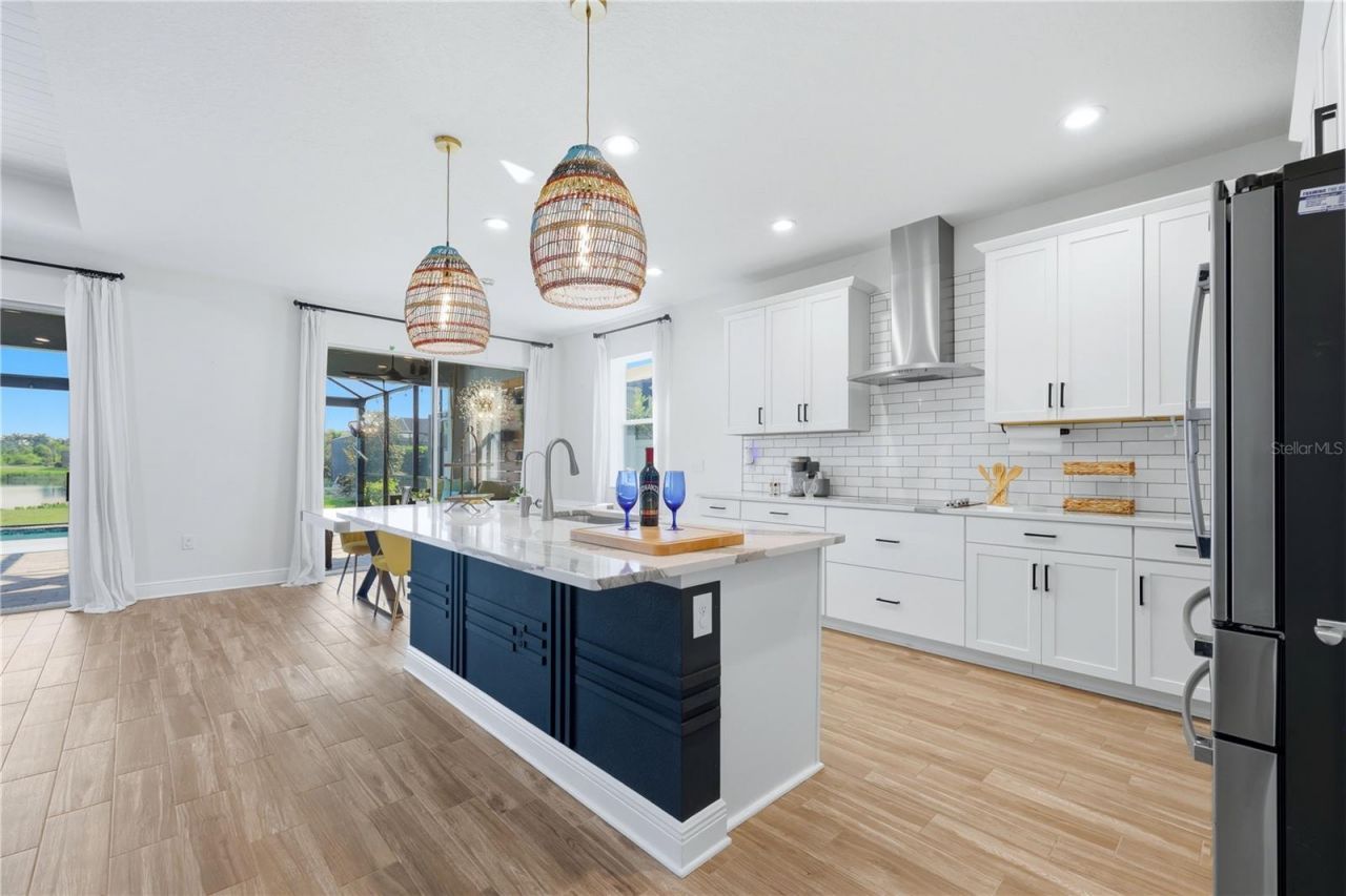 5542 Native Henna Court, Sarasota, FL 34238 Photo