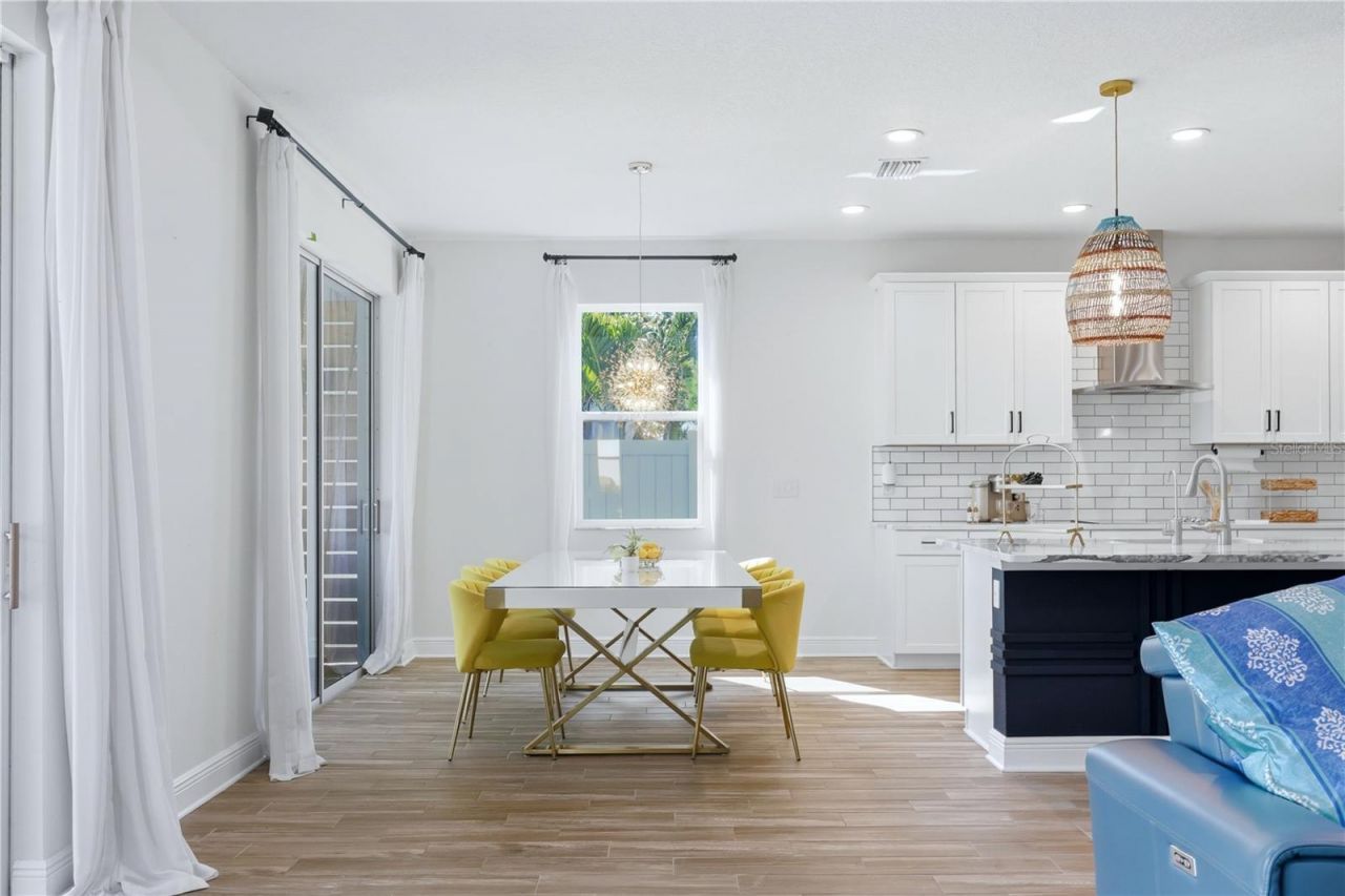 5542 Native Henna Court, Sarasota, FL 34238 Photo