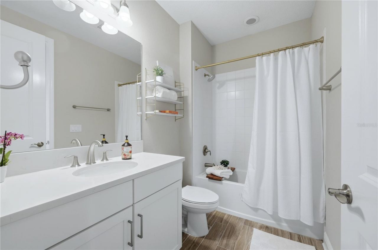 5542 Native Henna Court, Sarasota, FL 34238 Photo